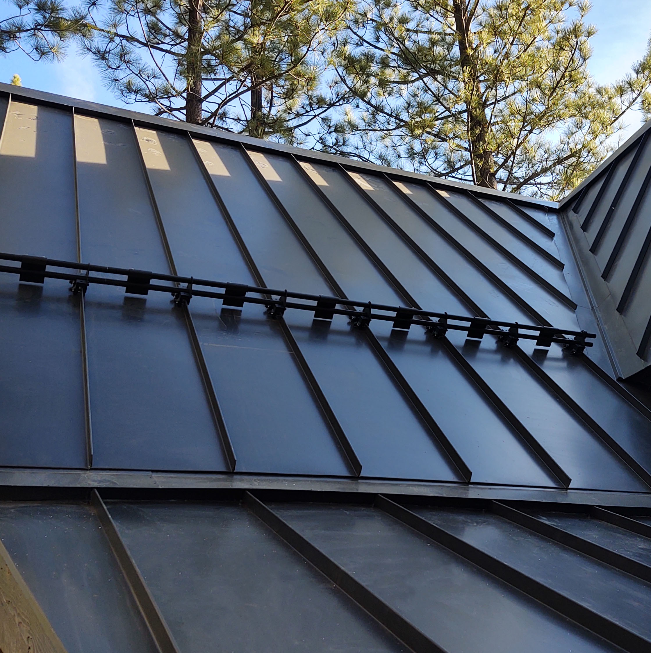 Inspecting a Metal Roof Before Buying in Middletown, IN